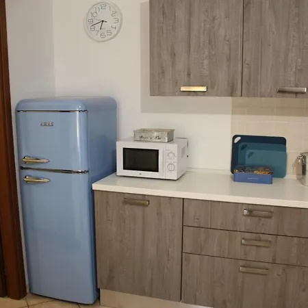 Sotto La Rocca Apartamento Angera